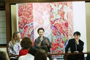 蜷川有紀　yuki ninagawa　薔薇まんだら